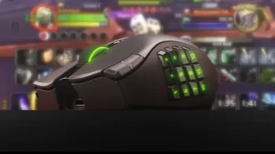 Razer「Naga V3 Pro」8月28日発売｜12・6・2ボタンのサイドプレート交換式MMOマウス、最大280時間駆動