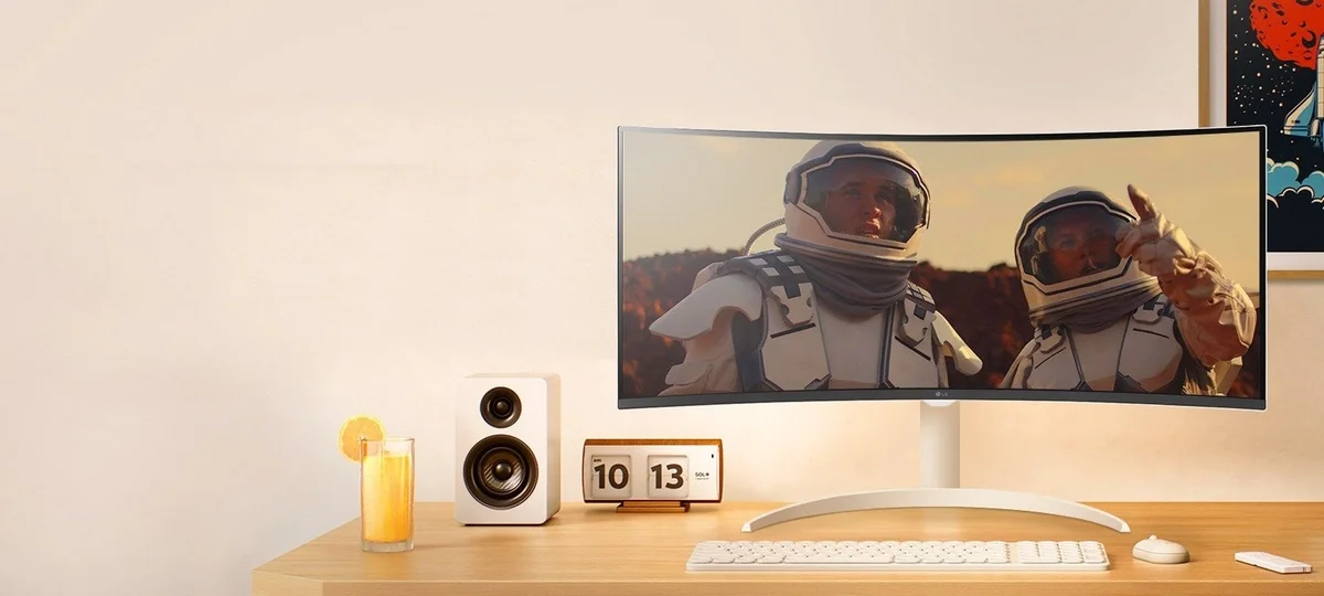 LG 34SR63QA-Wの外観