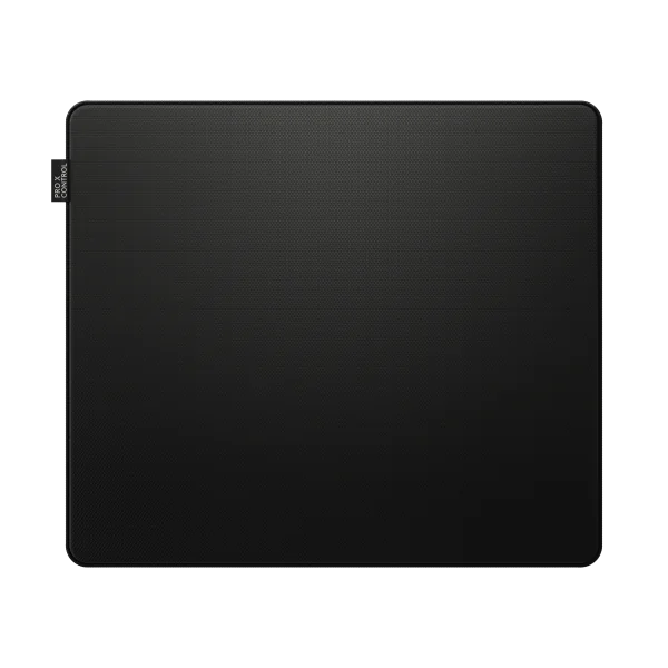 PRO X CONTROLの裏面。全面に格子状のクロスハッチ加工が入り、左上にPRO X CONTROLのタグが付いている