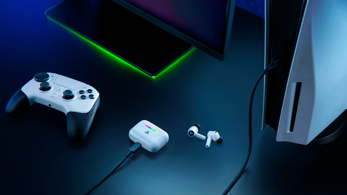 Razer Hammerhead V3 X HyperSpeedは買いか｜ケースが2.4GHz受信機