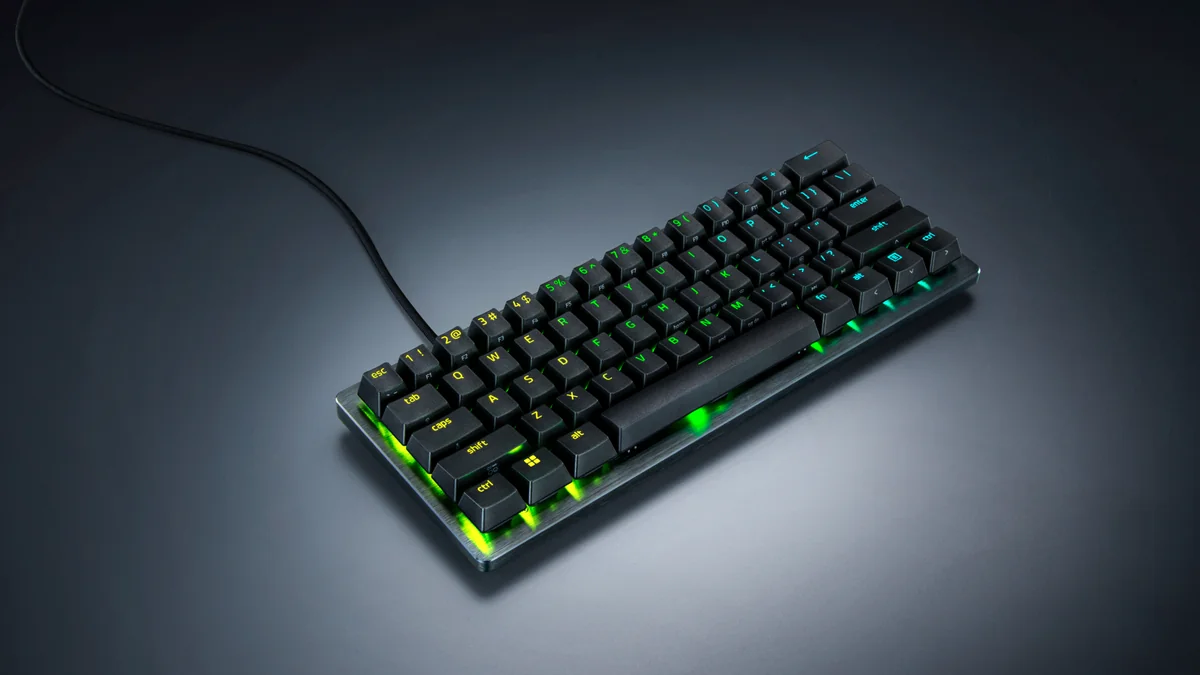 Huntsman V3 Pro Mini 8KHzを斜め上から見た全体像
