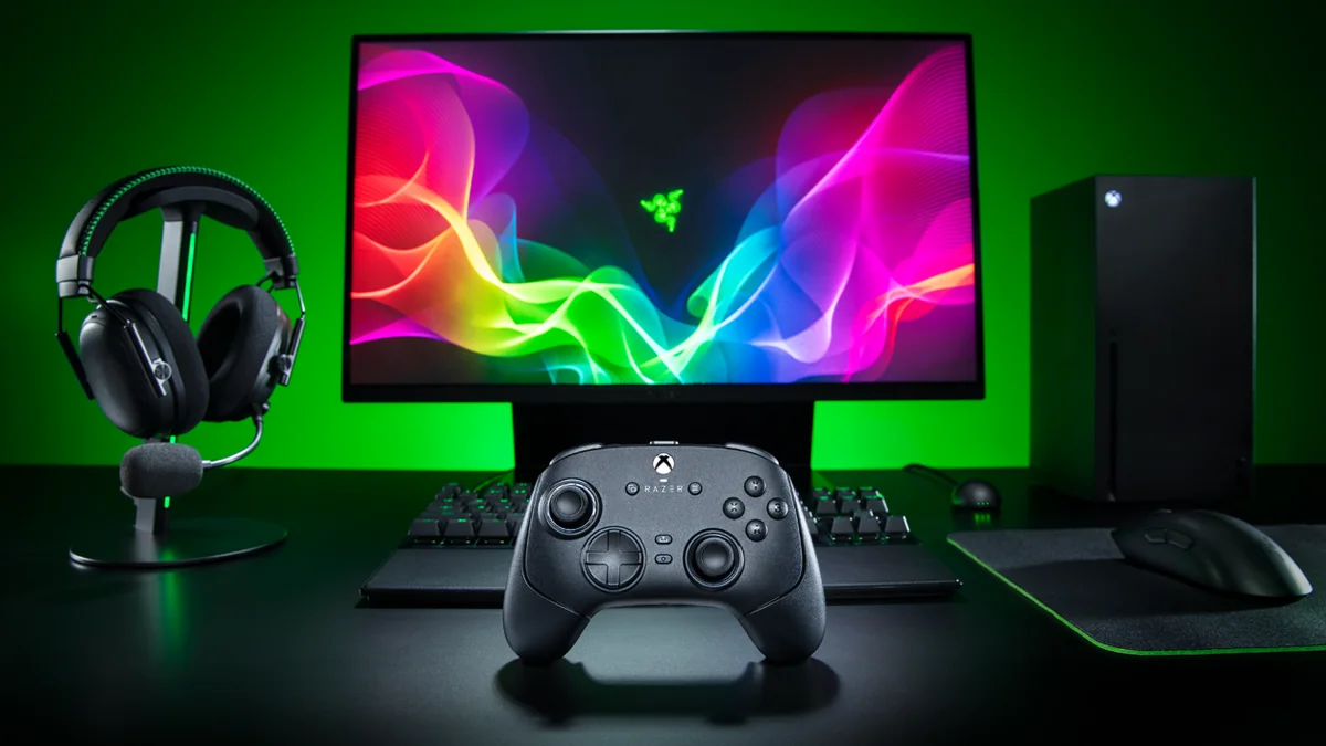 Razer Wolverine V4 ProとTournament Editionのキービジュアル