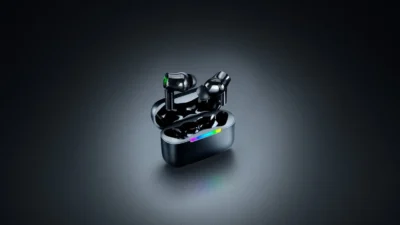 Razer Hammerhead V3 X HyperSpeedは買いか｜ケースが2.4GHz受信機、PS5版・Xbox版・上位V3の違い